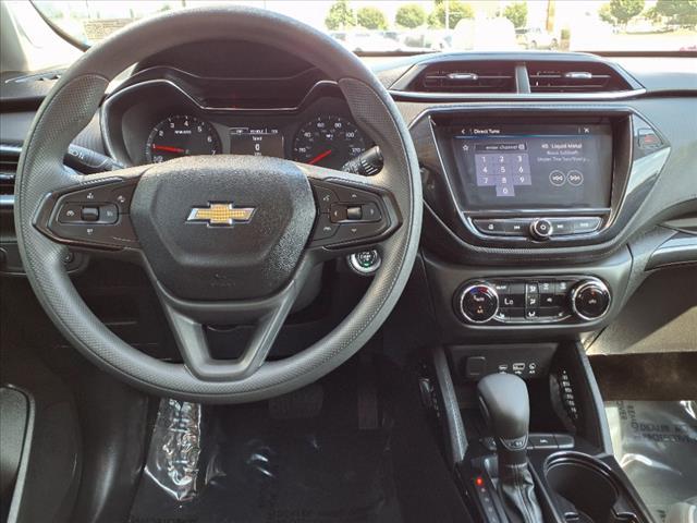 Photo of 2021 Summit White Chevrolet Trailblazer