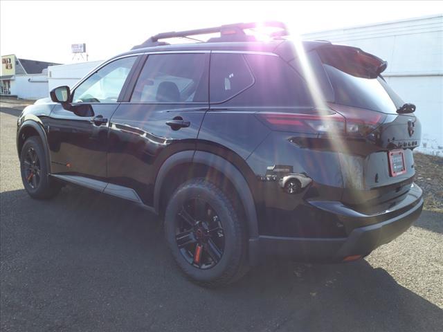 Photo of 2025 Super Black Nissan Rogue