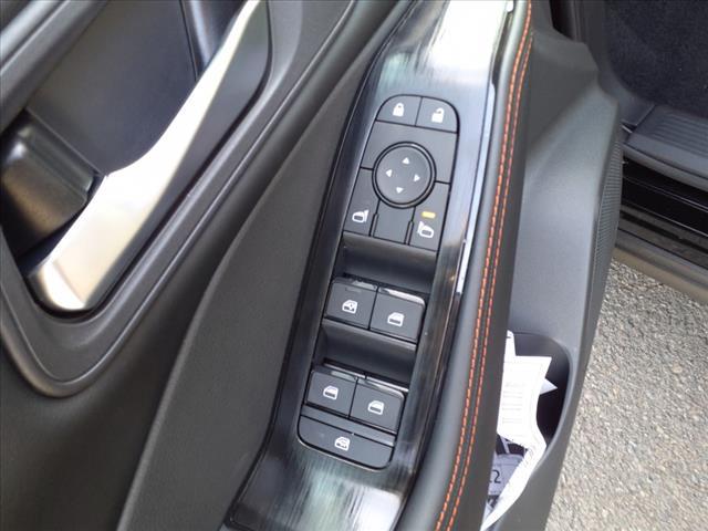 Photo of 2025 Super Black Nissan Rogue