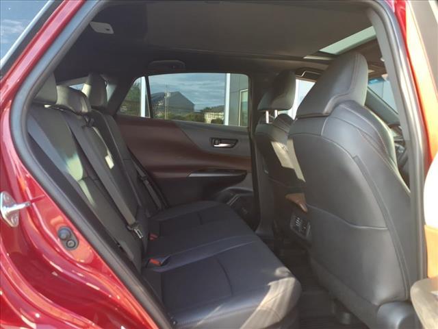 Photo of 2023 Ruby Flare Pearl Toyota Venza