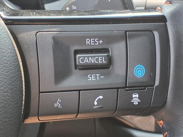 Photo of 2023 Gun Metallic Nissan Pathfinder