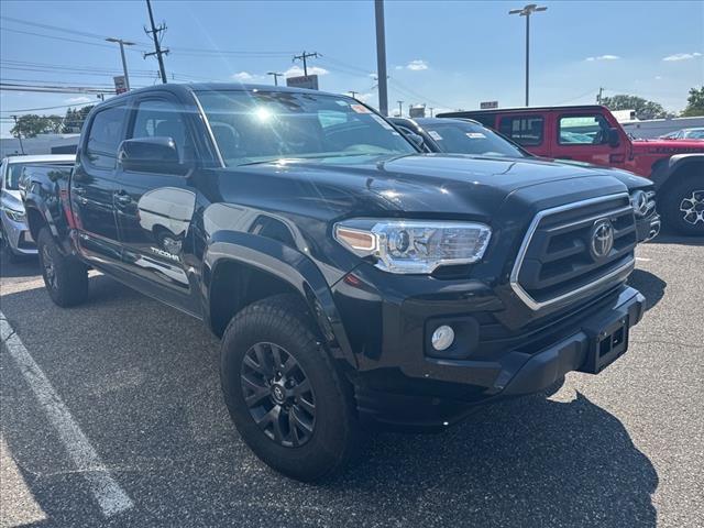 Photo of 2022 Midnight Black Metallic Toyota Tacoma
