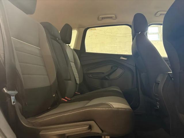 Photo of 2013 Black Ford Escape