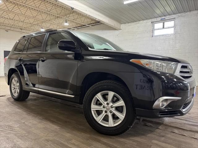 Photo of 2011 Black Toyota Highlander