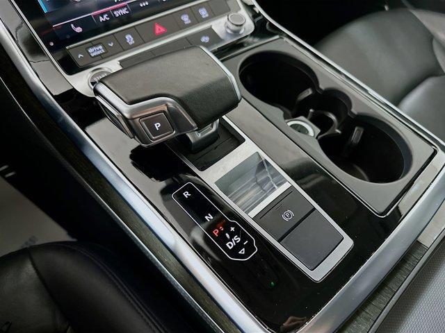 Photo of 2024 Samurai Gray Metallic Audi Q7