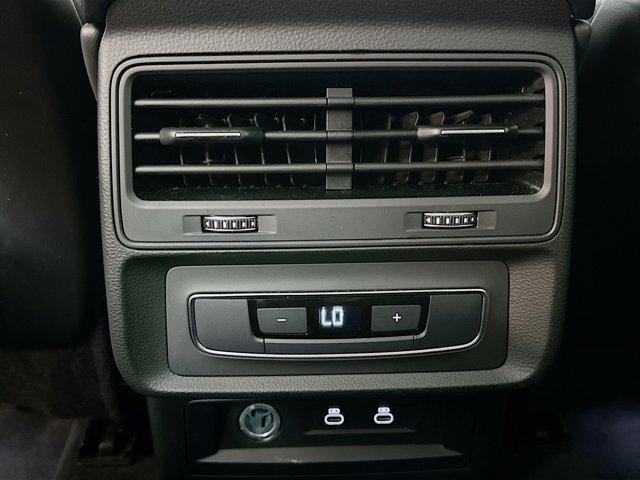 Photo of 2024 Samurai Gray Metallic Audi Q7