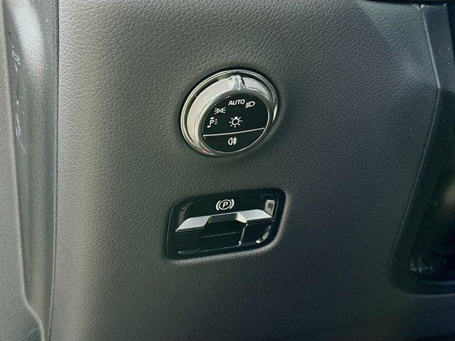 Photo of 2025 Cirrus Silver Metallic Mercedes-Benz GLC 300
