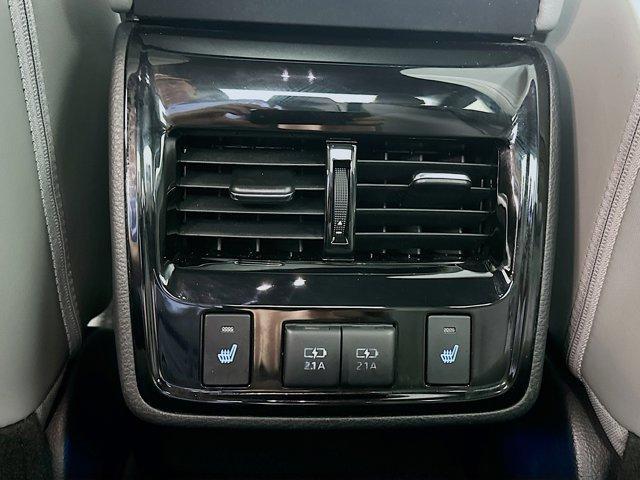 Photo of 2019 Harbor Gray Metallic Toyota Avalon Hybrid