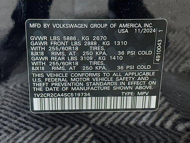 Photo of 2025 Deep Black Pearl Effect Volkswagen Atlas