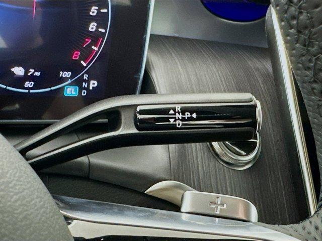 Photo of 2025 Polar White Mercedes-Benz GLC 350e