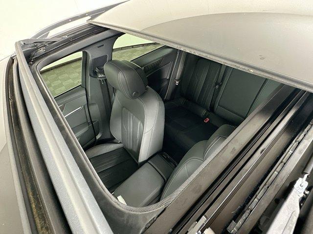 Photo of 2022 Florett Silver Metallic Audi A6 allroad