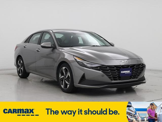 2022 Hyundai Elantra