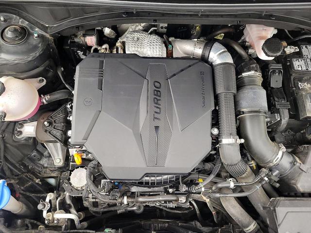 Photo of 2022 Black Hyundai SANTA FE