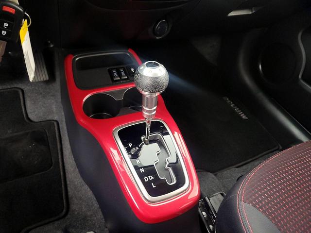 Photo of 2019 White Mitsubishi Mirage