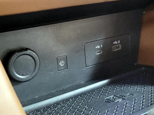 Photo of 2022 Red Nissan Pathfinder