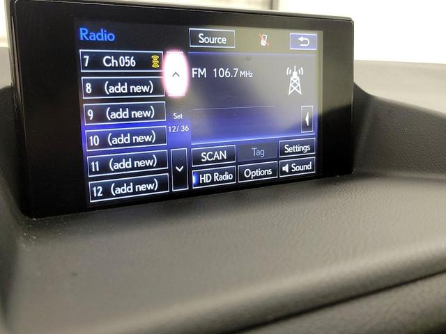 Photo of 2015 White Lexus CT 200h