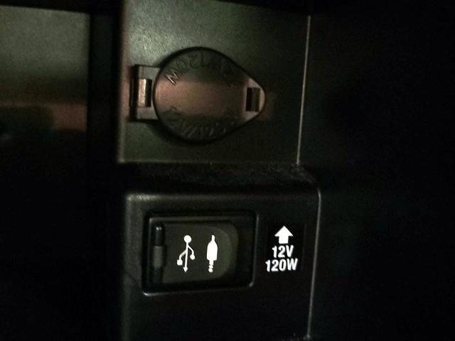 Photo of 2014 Silver Toyota Camry