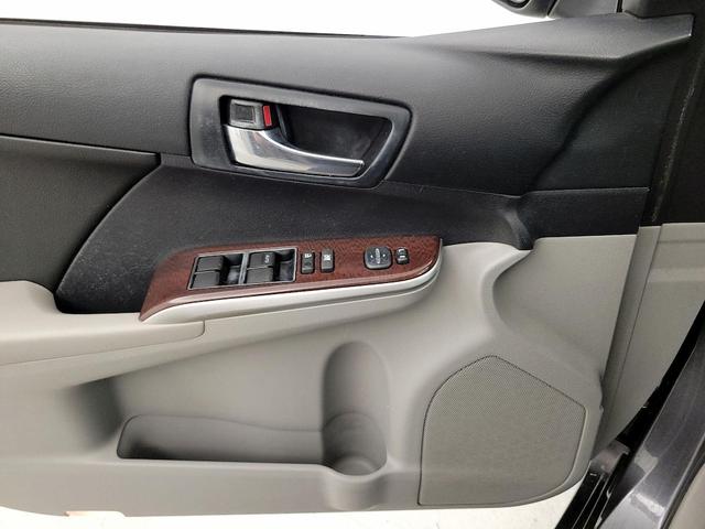 Photo of 2014 Silver Toyota Camry