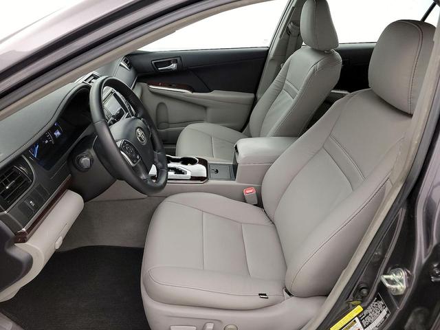 Photo of 2014 Silver Toyota Camry