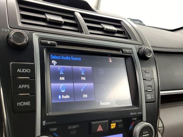 Photo of 2014 Silver Toyota Camry