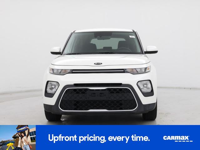 Photo of 2020 White Kia Soul