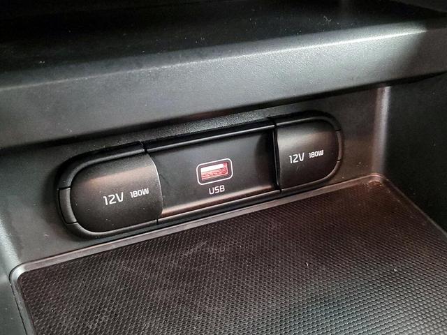 Photo of 2020 White Kia Soul