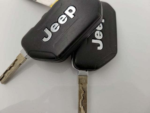 Photo of 2022 White Jeep Wrangler