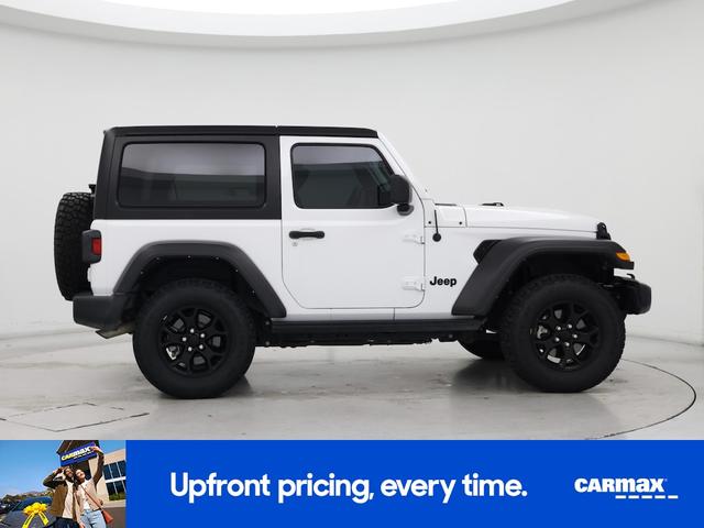 Photo of 2022 White Jeep Wrangler