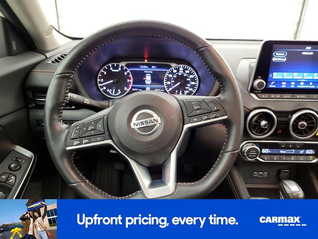 Photo of 2022 White Nissan Sentra