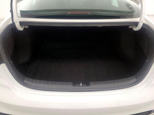 Photo of 2023 White Kia Forte