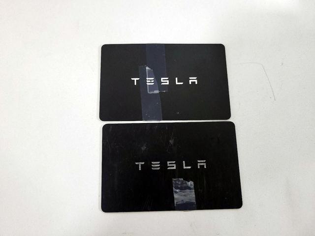 Photo of 2021 White Tesla Model Y