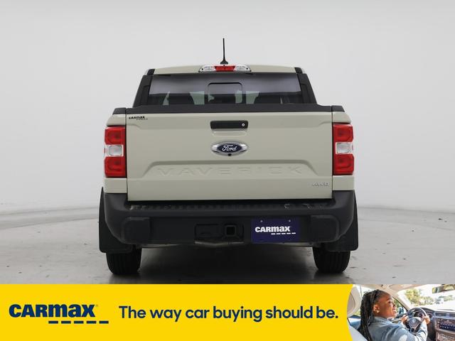 Photo of 2024 Tan Ford Maverick