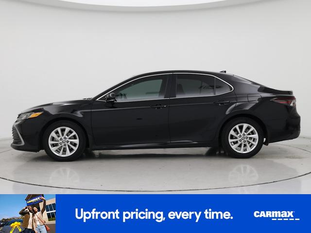 Photo of 2021 Black Toyota Camry