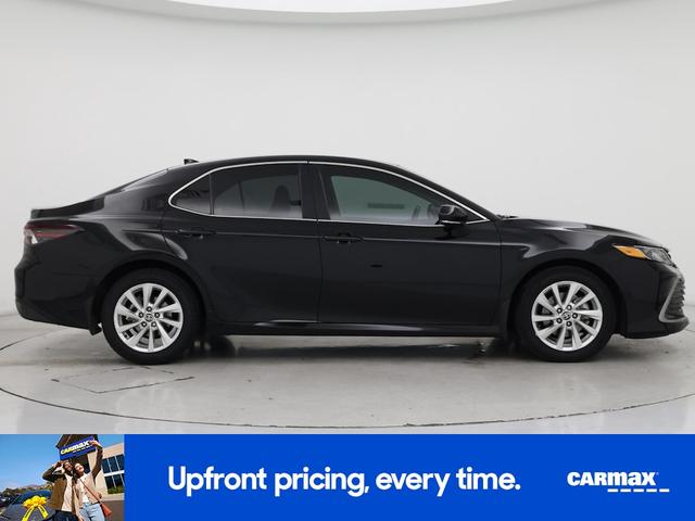 Photo of 2021 Black Toyota Camry