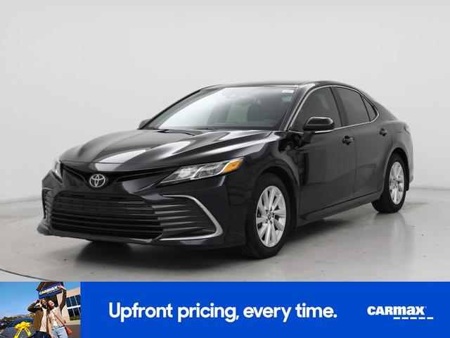 Photo of 2021 Black Toyota Camry