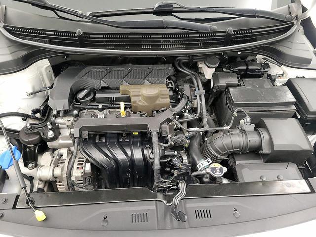 Photo of 2021 White Kia Rio