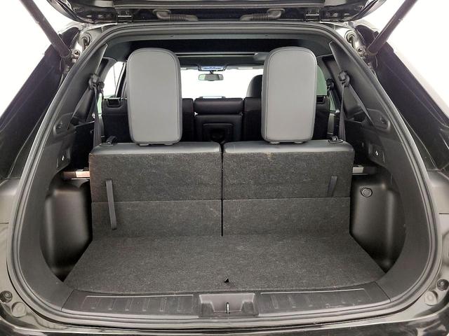 Photo of 2022 Black Mitsubishi Outlander