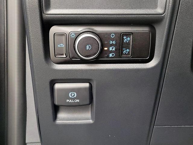 Photo of 2023 Gray Ford F-150