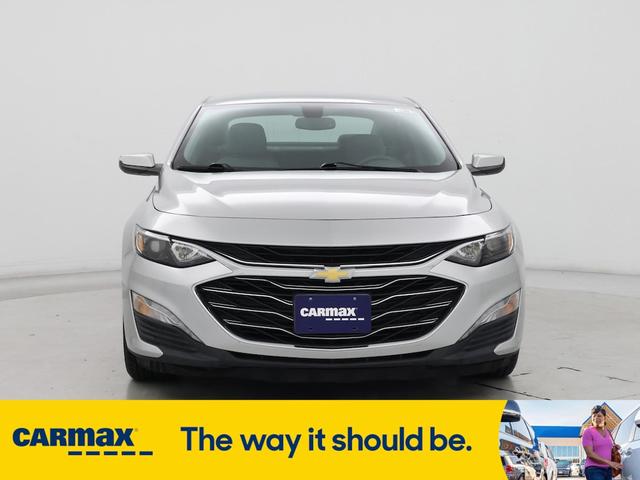 Photo of 2019 Silver Chevrolet Malibu
