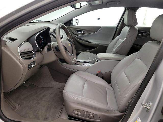 Photo of 2019 Silver Chevrolet Malibu