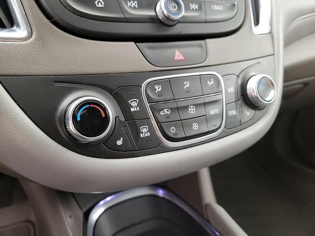Photo of 2019 Silver Chevrolet Malibu