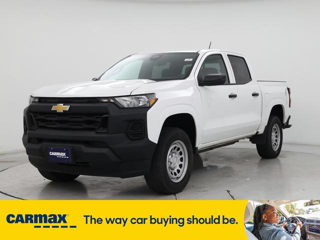 Photo of 2023 White Chevrolet Colorado