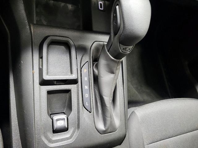 Photo of 2023 White Chevrolet Colorado