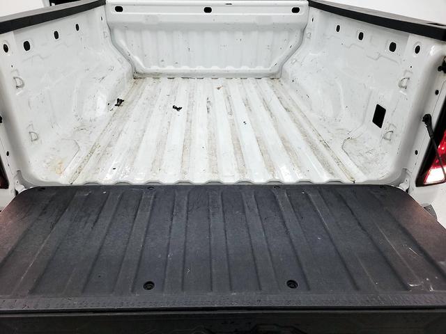 Photo of 2023 White Chevrolet Colorado