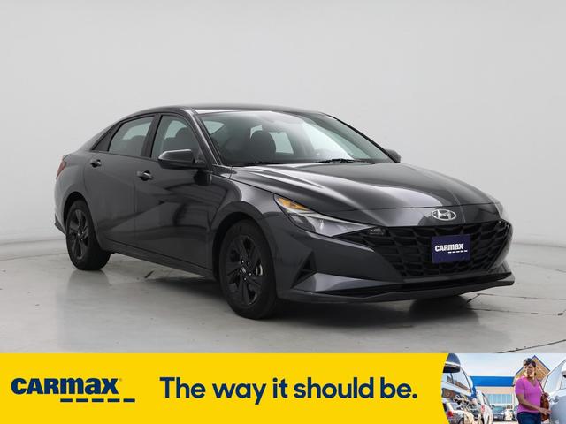2022 Hyundai Elantra