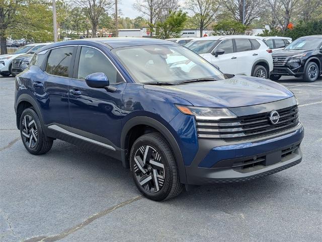 Photo of 2025 Deep Blue Pearl Nissan Kicks