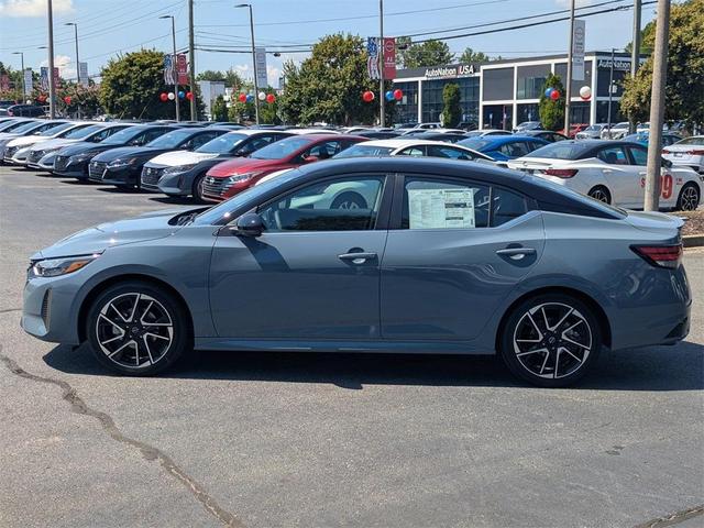 Photo of 2025 2t Gry Blk Roof Nissan Sentra