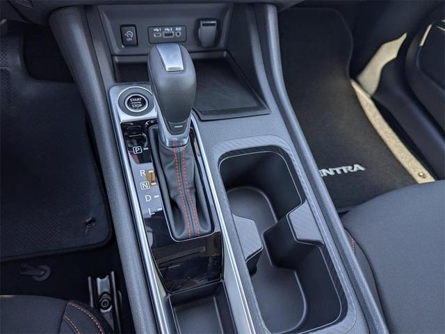 Photo of 2025 2t Gry Blk Roof Nissan Sentra