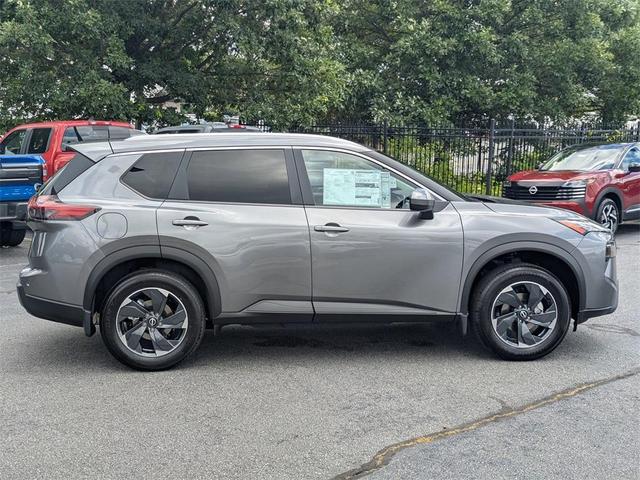 Photo of 2025 Gun Metallic Nissan Rogue