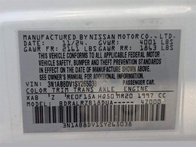 Photo of 2025 White Nissan Sentra